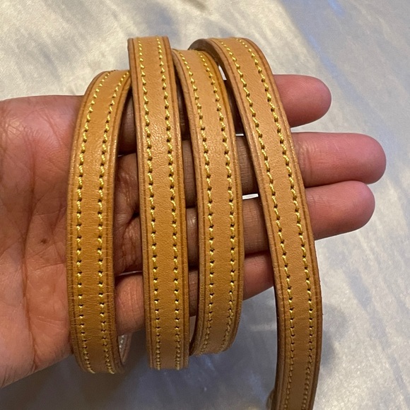 Louis vuitton strap - Picture 3 of 10